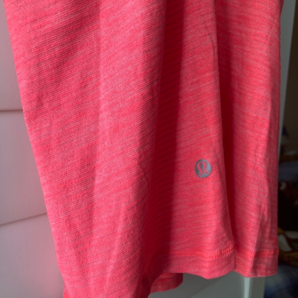 Lululemon Run For Gold Tank Size 6 - Picture 8 of 10